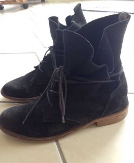 Stiefeletten aus Wildleder