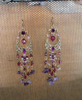 Steinchen Ohrringe lila