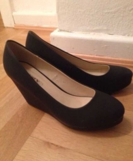 Wedges schwarz 