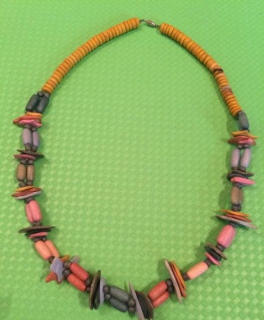 bunte Holzkette