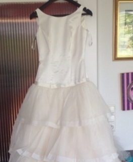 Pepe Botella Brautkleid aus der Kollektion 2011