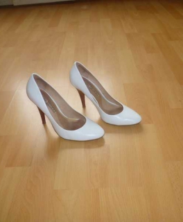 Weiße High Heels Buffalo