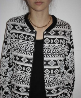 Cardigan im Schwarz-Weiß Muster