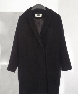 Purity Coat Mantel Weekday