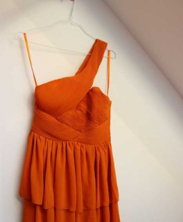 A-Symmetrisches Cocktailkleid