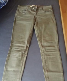 Khaki Hose von zara in 36