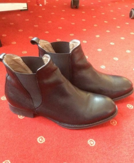 Schicke schwarze Buffalo Stiefelette/ Chelsea Boots