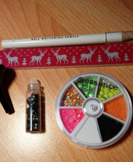 Nagelzubehör Set Nail Art zum verschenken oder selber Behalten :)