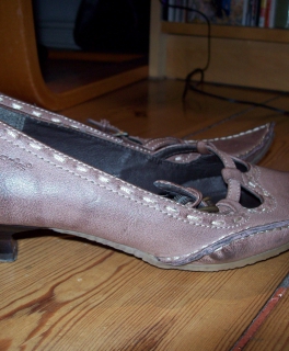 Spitze Leder Ballerinas von Tamaris Gr. 38 Pfennigabsatz braun / nude