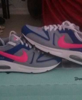Nike Air Max Command Neu