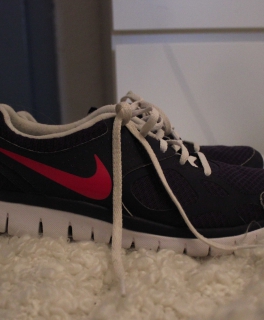 lila nike schuhe größe 39