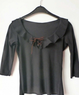 schickes Shirt mit breitem Flatterkragen und zum Binden