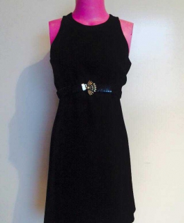 Schwarzes Kleid von She