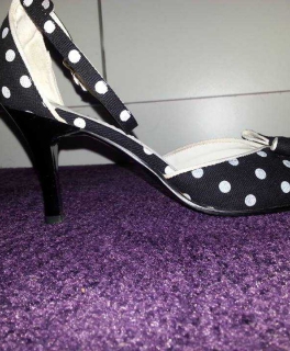 Pünktchen Pumps