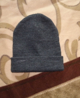 Graue Hipster Mütze