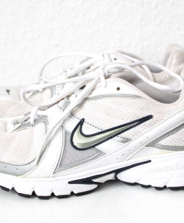 Retro Nike Laufschuhe