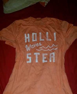 Hollister T-shirt