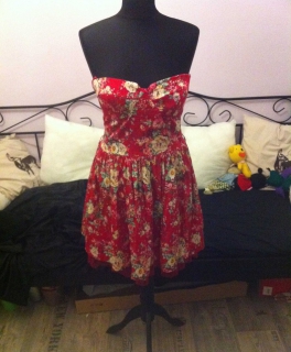 Rotes Rockabilly Kleid 