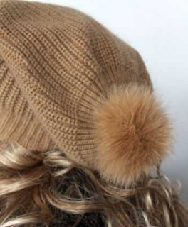 Echtfell Bommel Mütze Beanie Winter Bommelmütze Neu NP 90