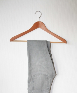 Graue Cheap Monday Jeans