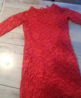 Spitzen Kleid in koralle 