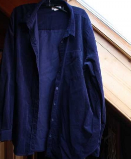 Blaues Cordhemd von Monki