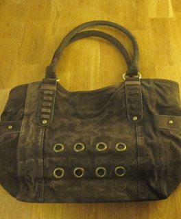 Buchar Handtasche braun dunkelbraun Wildleder Nieten gold althold