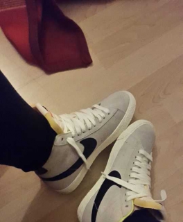 Nike Blazer grau beige schwarz neon