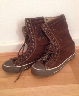 Chucks mit Fischgrätenmuster innen