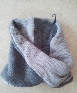 Schöner warmer Schlauchschal