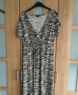 Kleid in 38/40