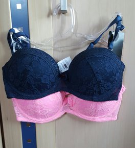 2er Pack Spitzen-BHs, neu mit Etikett