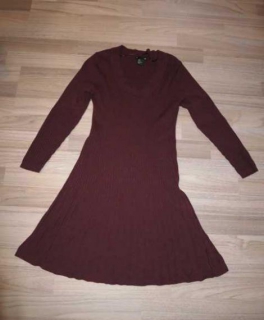 Weinrotes Wollkleid Größe L