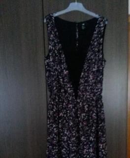 Süßes Kleid mit Blümchenmuster