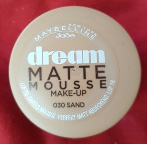 Jade Maybelline Dream Matte Mousse 
