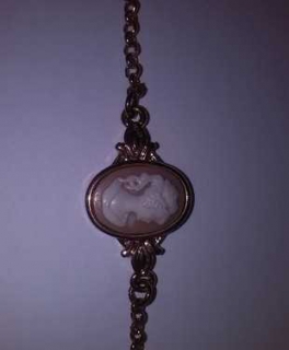 Sehr schönes Vintage Armband in einem goldrot Ton