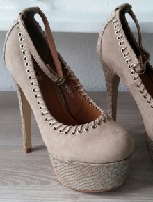Highheels Schlangenmuster Plateau 