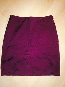 High-Waist Bleistift Rock in Bordeaux von H&M. Sehr schick 