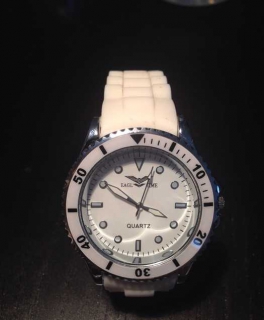 Eagl Time Quartz Uhr