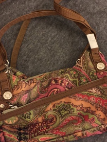 GGL George Gina Lucy 