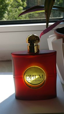 Opium parfum YSL 