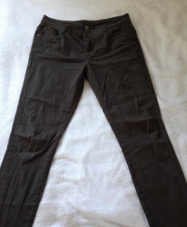 Khaki-farbene Hose von Primark