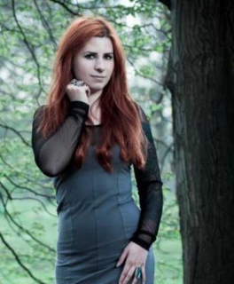 Schönes Kleid für Jedentag oder auch für Partynächte  