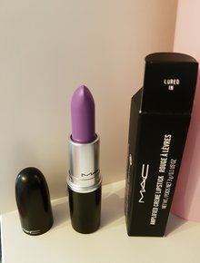 Mac Lured in amplified creme Lippenstift 