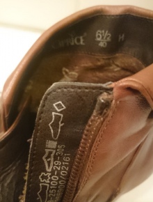 Braune Halbstiefel von Caprice