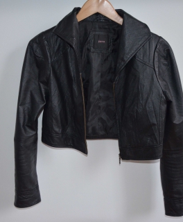 Kurze Lederjacke
