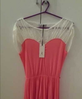 Schönes lockeres Kleid mit Spitze koralle weiss von Rare London Gr. S 36 / 38*NEU