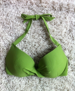 Bikini grün 80C (Oberteil) / 34 (Hose) H&M