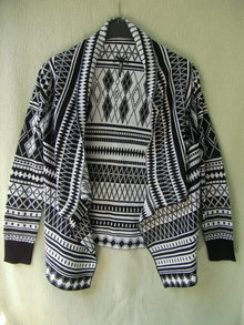 Offener Cardigan mit Ethno-Muster, schwarz-weiß, Gr. S