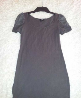 Kleid h&m mit Spitze an den Ärmeln Größe S/36 khaki / H&M